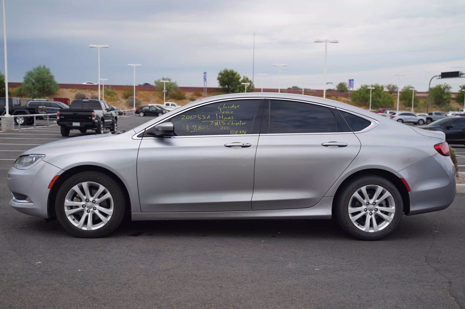 Pre-Owned 2015 Chrysler 200 Limited FWD 4dr Car