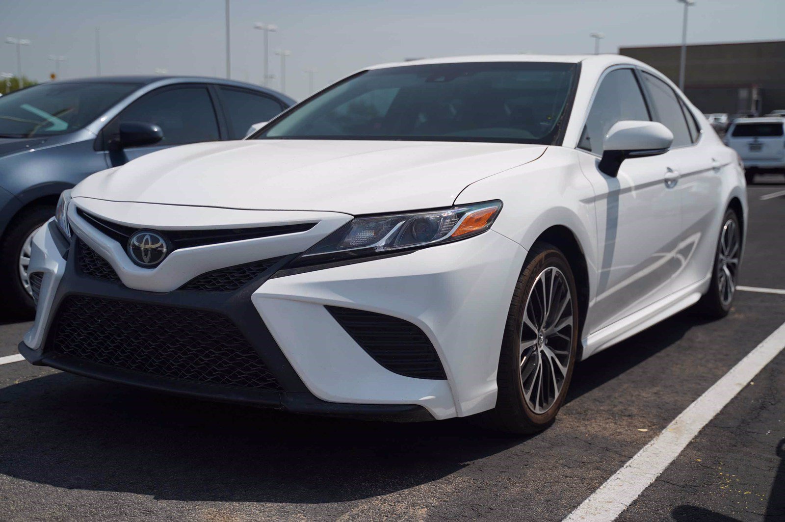 Certified Pre-Owned 2018 Toyota Camry SE FWD 4dr Car