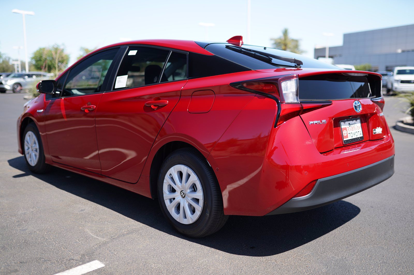 New 2020 Toyota Prius LE FWD Hatchback