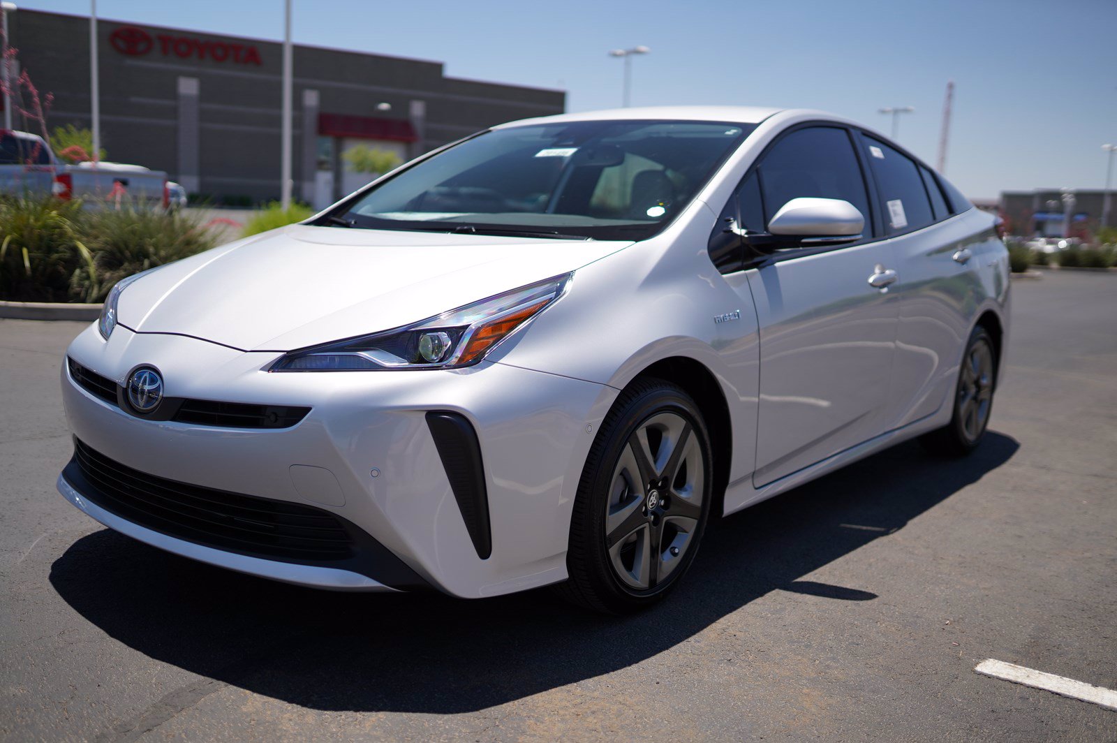 New 2020 Toyota Prius Limited FWD Hatchback